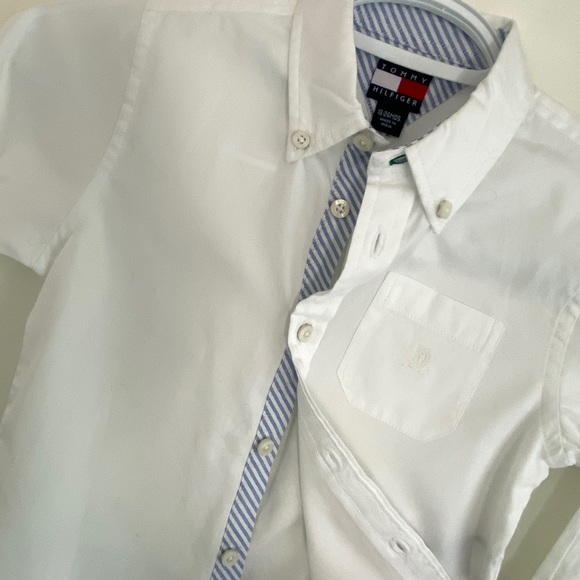 NWT Tommy Hilfiger White Dress Shirt 18-24 months - Picture 3 of 5